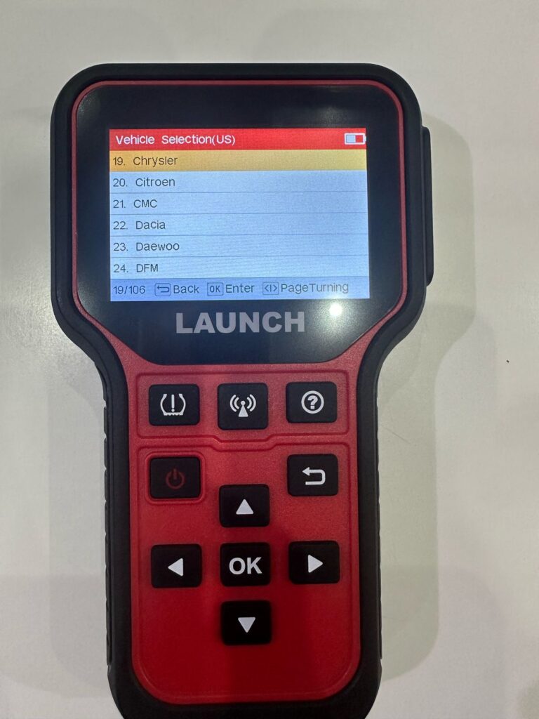 جهاز فحص حساس إطارات السيارات 4