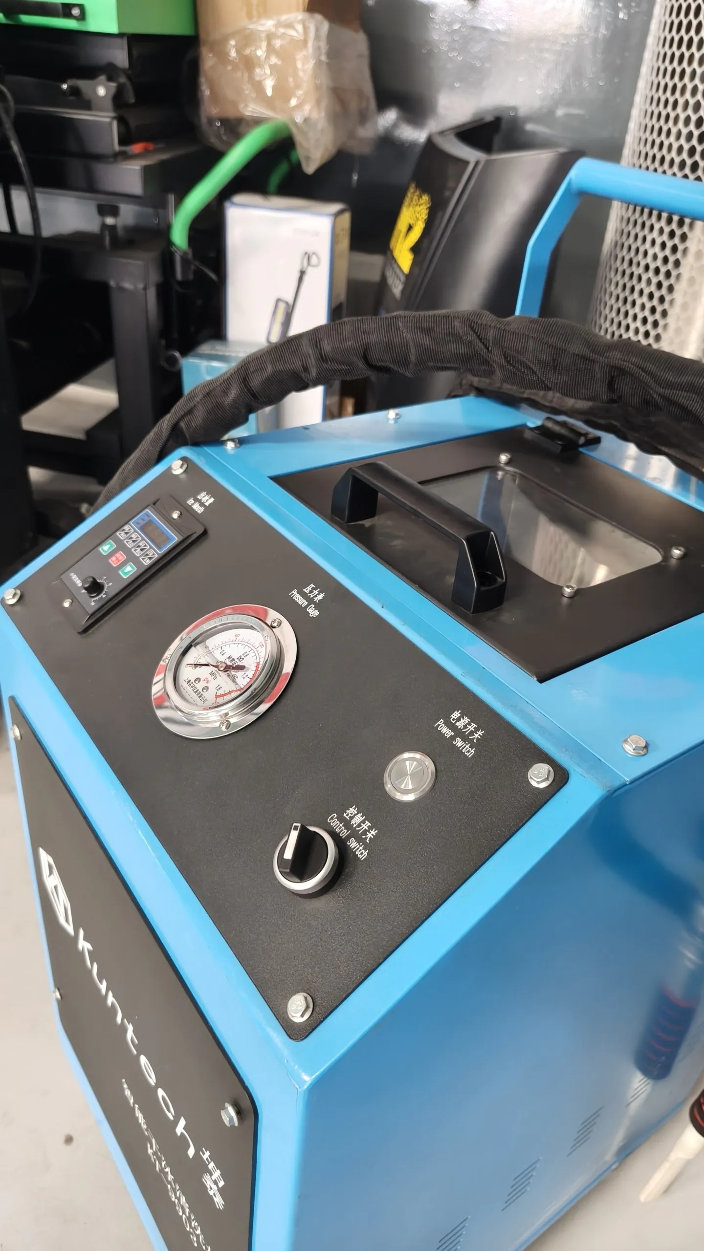 KUNTECH KT-9903 Dry Ice Cleaning Machine KUNTECH KT-9903 Dry Ice Cleaning Machine